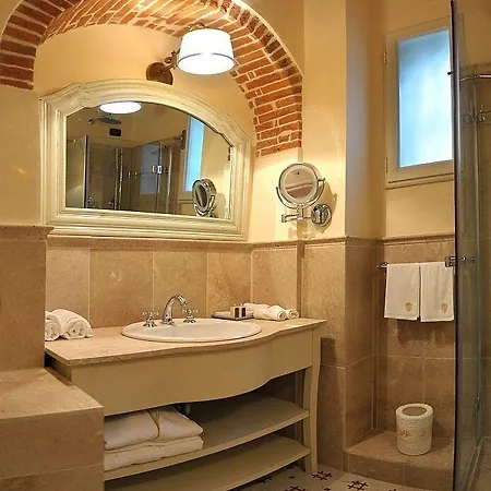 Pitti Amerighi - Residenza D'epoca 4*