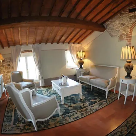 Pitti Amerighi - Residenza D'epoca فندق مبيت وإفطار 4*