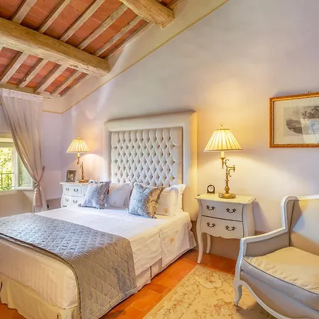 Pitti Amerighi - Residenza D'epoca فندق مبيت وإفطار 4*