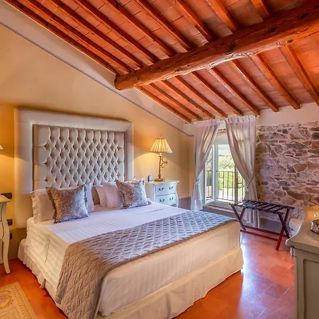 فندق مبيت وإفطار Pitti Amerighi - Residenza D'epoca بييفي أنييفولي